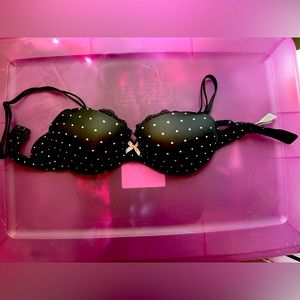 Victorias Secret Push up Bra 32C